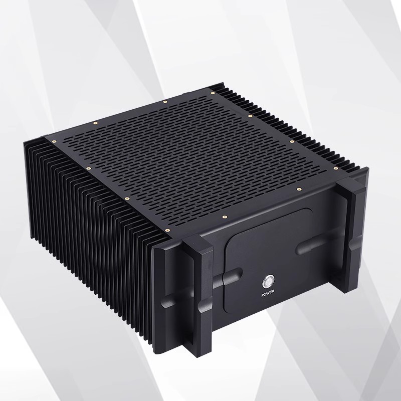 Amplificatore di potenza puro  - Power Tools And Names recensione e prezzo